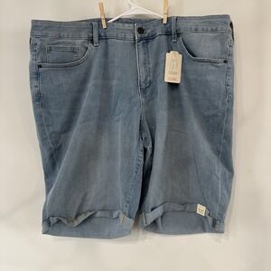 NWT St Johns Bay 24W Bermuda‎ Mid-Rise Light arctic blue Denim Jean Shorts